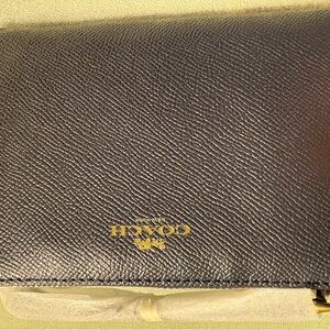 Coach Blue/Indigo Corner Zip Leather Wristlet…NEW